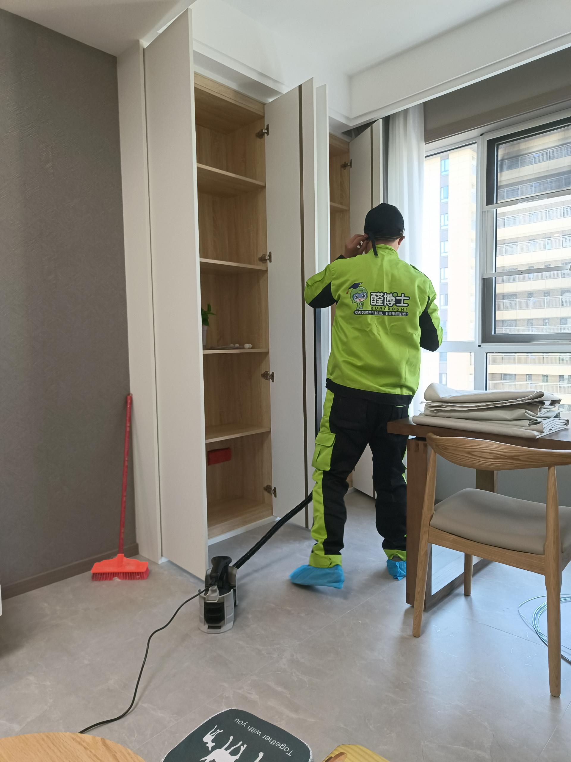 西工十堰市百强世纪城小区除甲醛案例